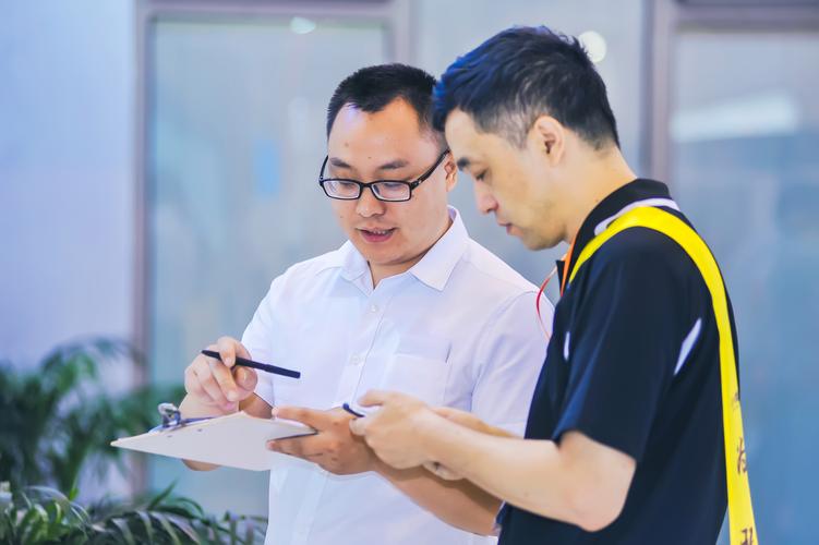 公司经营范围包括:门窗幕墙设计,生产,制造,销售,安装及技术服务;太阳